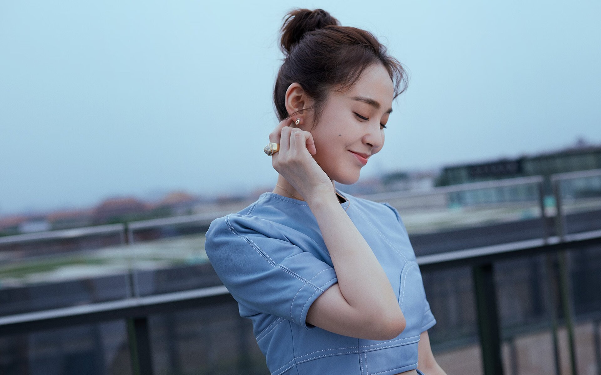 败局边缘，汉密尔顿如何用无线电撬走法拉利到手的胜利