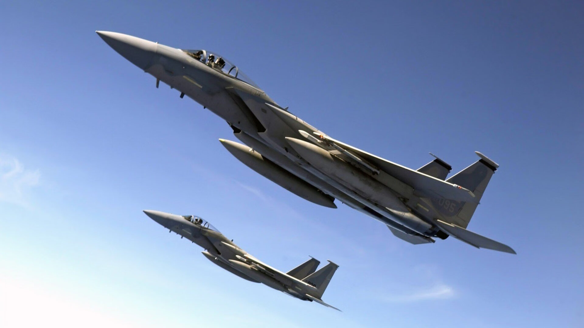 黑色三分钟与第四节先生，逆转的基因如何跨越篮球场与绿茵场