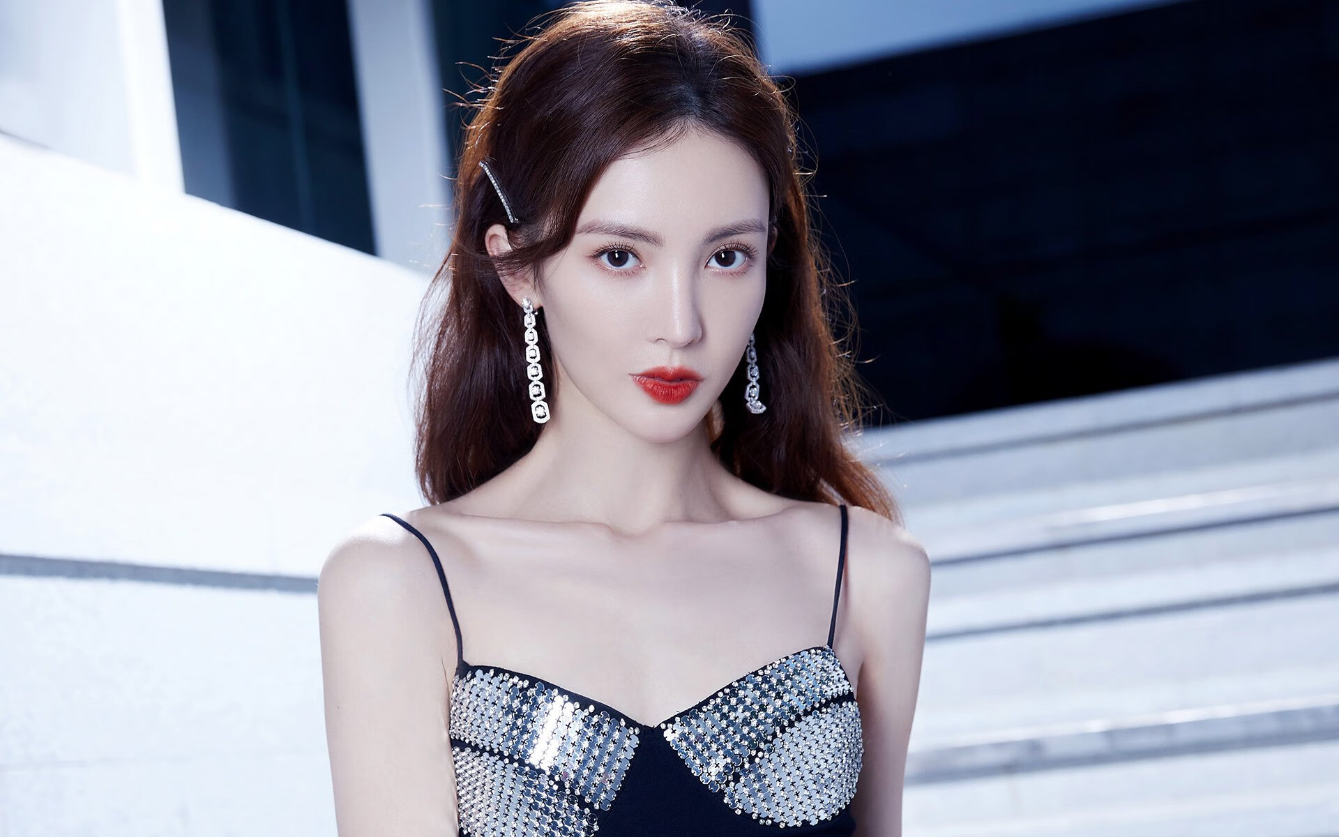 新西兰的节奏掌控，范戴克式防守如何锁死乌克兰的攻势